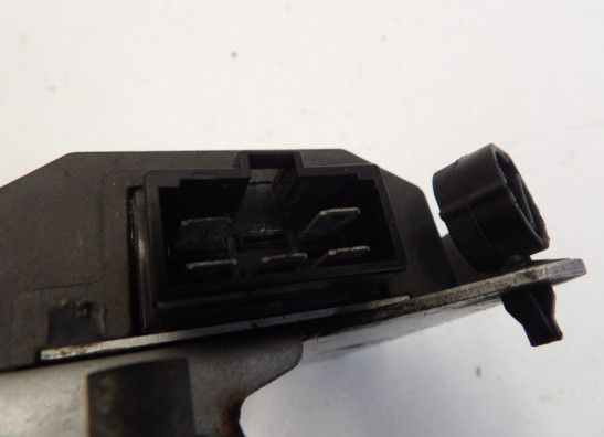 Spanningsregelaar Yamaha FZ6