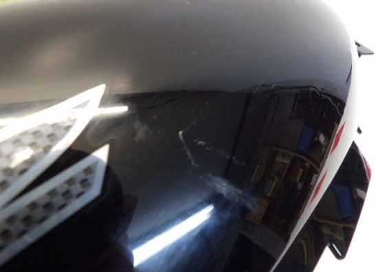 Linker achterkant Suzuki GSX F 750