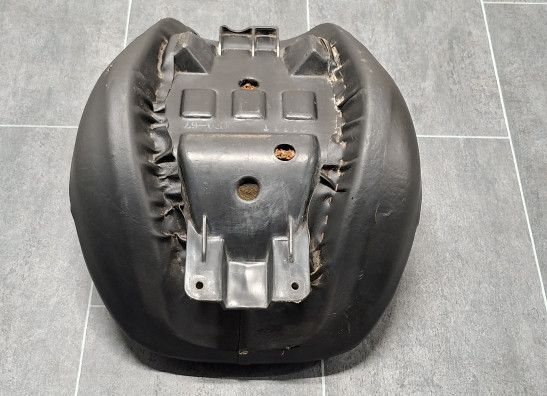 Zadel Honda VT 700 750