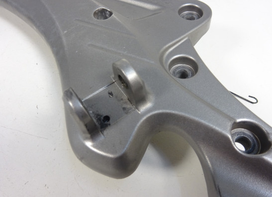 Fussrastetrager vorne rechts Suzuki SFV 650 Gladius