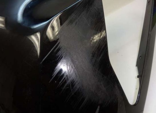 Rechter zijkuip Aprilia RSV 1000