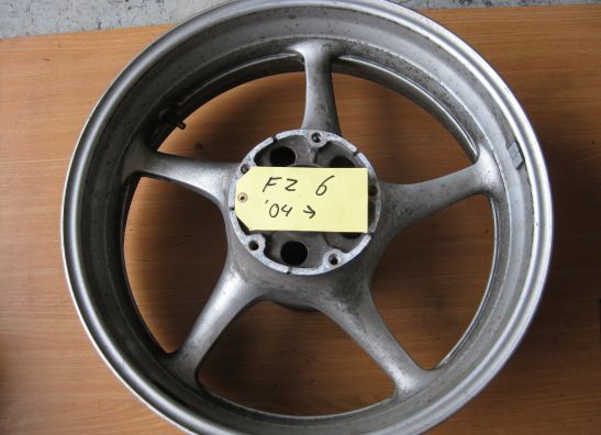 Rear wheel Yamaha FZ6