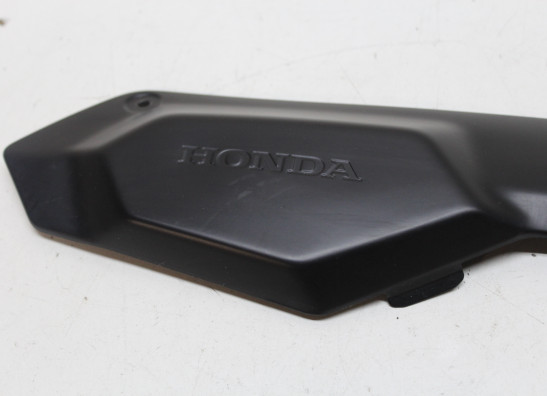 Linker onderkuip Honda X-adventure 750