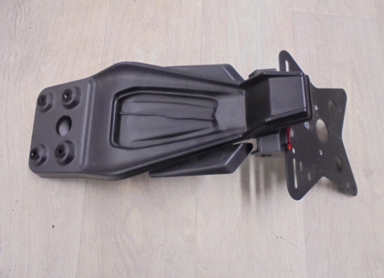 Kentekenplaathouder Benelli TRK 702