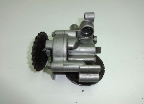 Oliepomp Honda VT 500