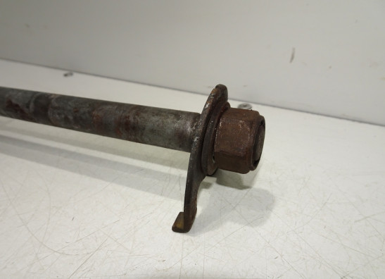 Hinterradachse Suzuki GS 500 E