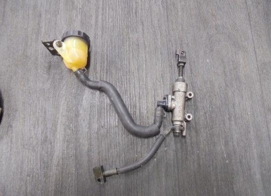 Bremszylinder hinten Honda VFR 800 I
