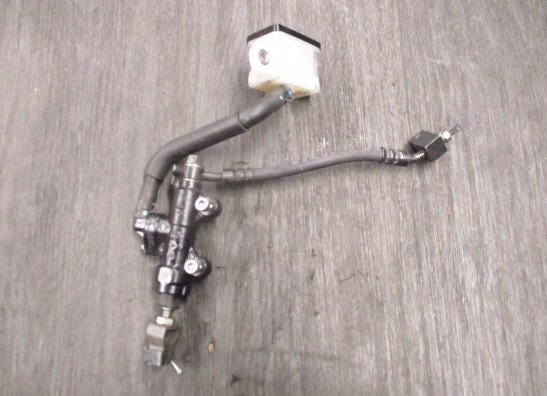 Rear brake master cylinder  Honda CB 650 R
