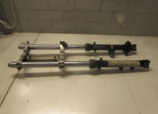 Voorpoten compleet Honda VFR 750