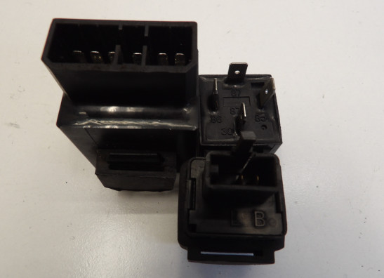 Relais unit Yamaha FAZER 600