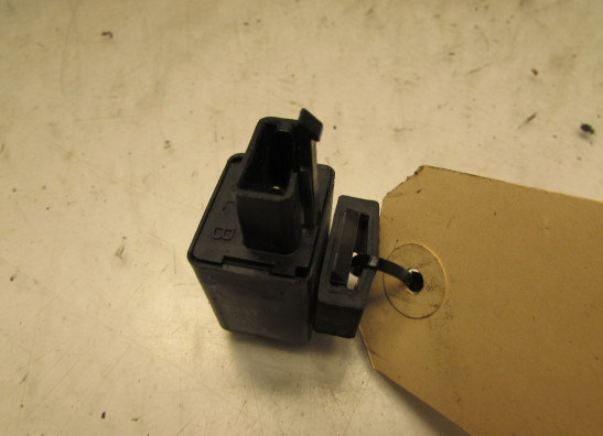 Relay Yamaha FZR 600