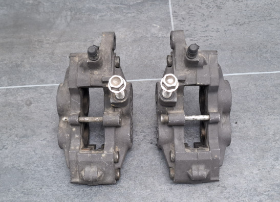 Bremssattel Bremszangen vorne Triumph Trophy 900