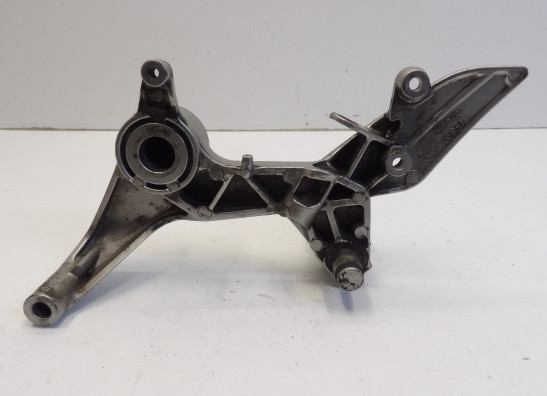 Fussrastetrager vorne rechts Honda VFR 800 I