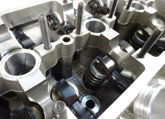 Cylinder head BMW K 1300 GT