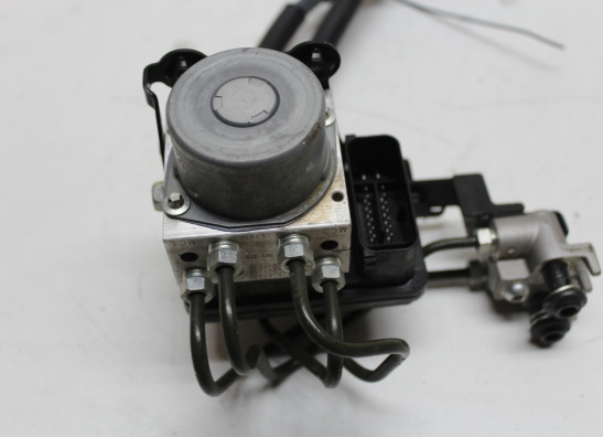 ABS pomp Yamaha MT 09