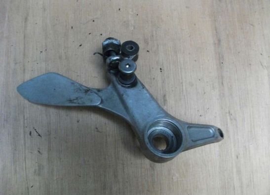 Fussrastetrager vorne links Honda VTR 1000 F