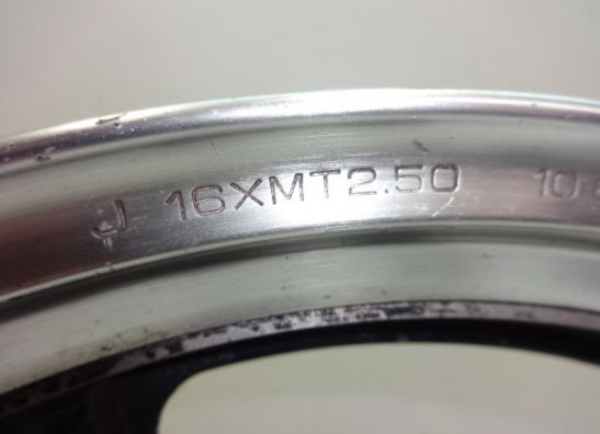 Front Wheel Honda CB 700