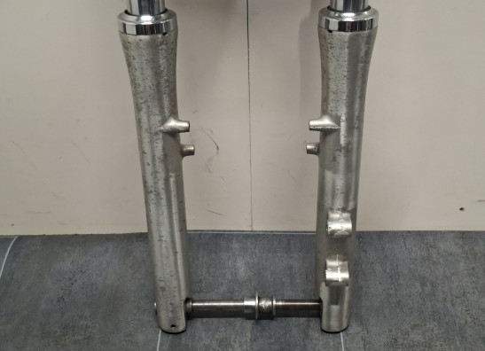 Voorpoten compleet Suzuki VS 1400 Intruder