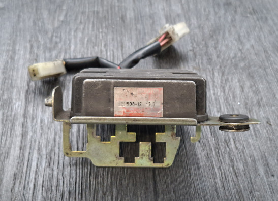 Regler Gleichrichter Honda VF 500 