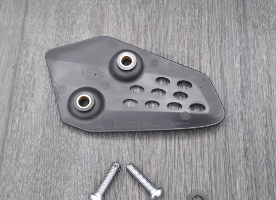 Main step holder right Yamaha Tracer 7