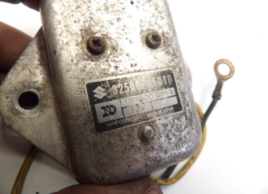 Regulator rectifier  Suzuki GS 1000