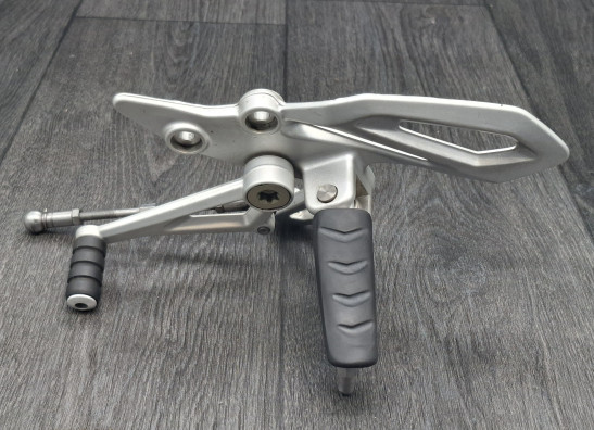 Fussrastetrager vorne links BMW R 1250 RS