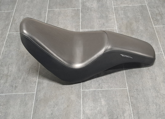 Zadel Harley Davidson FLSTF Fat Boy