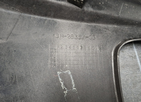 Cowl right Yamaha FZR 600