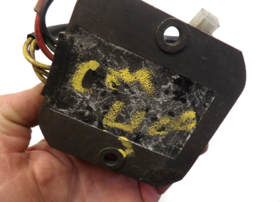 Regler Gleichrichter Honda CM 400 T 