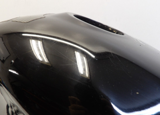 Tank Aprilia RSV 1000