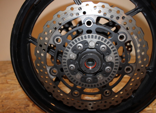 Voorvelg Kawasaki ER 6