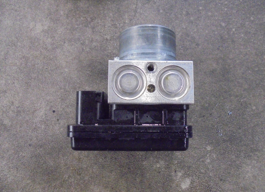 ABS pomp Ducati Diavel 1260