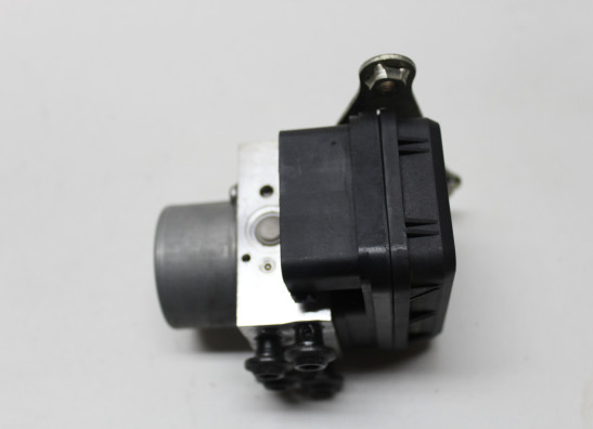 ABS pomp Yamaha Tracer 900