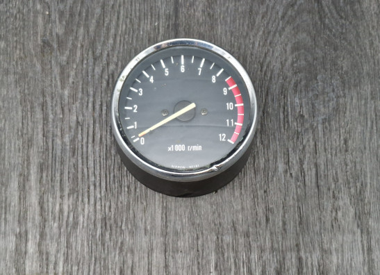Teller Suzuki GN 250