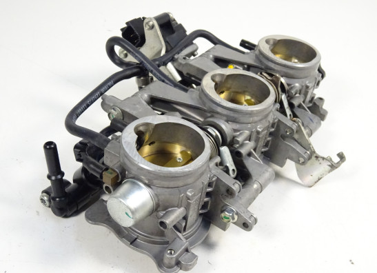 Gasklephuis Triumph Street Triple 675