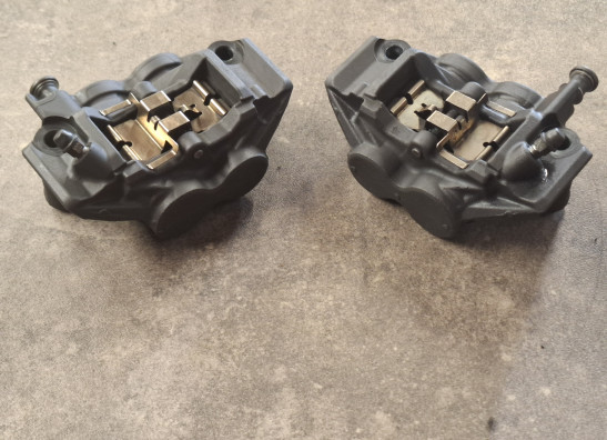 Bremssattel Bremszangen vorne Yamaha Tracer 900 GT