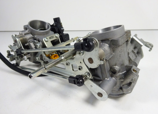 Gasklephuis Suzuki SFV 650 Gladius