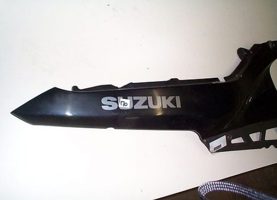 Rechter achterkant Suzuki GSX F 600
