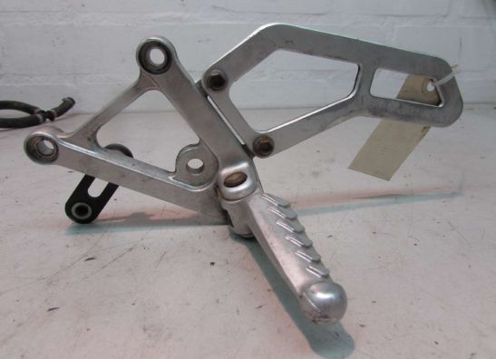 Main step holder left Aprilia RSV 1000