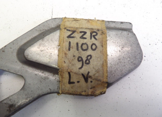 Fussrastetrager vorne links Kawasaki ZZR 1100