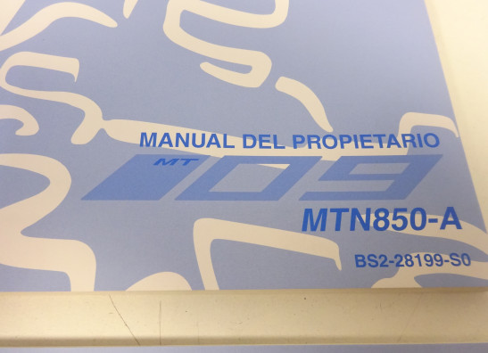 Fahrerhandbuch Yamaha MT 09