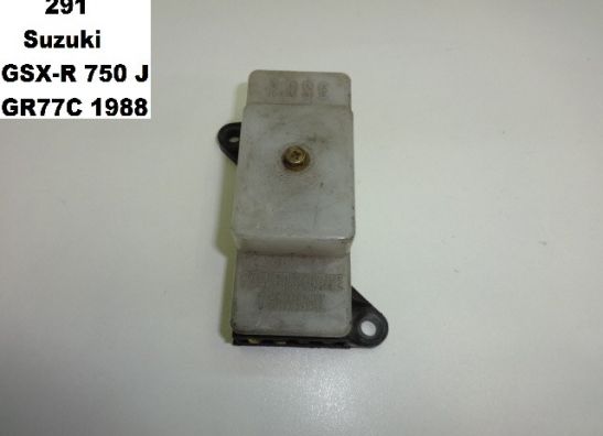 Fuse box Suzuki GSX R 750