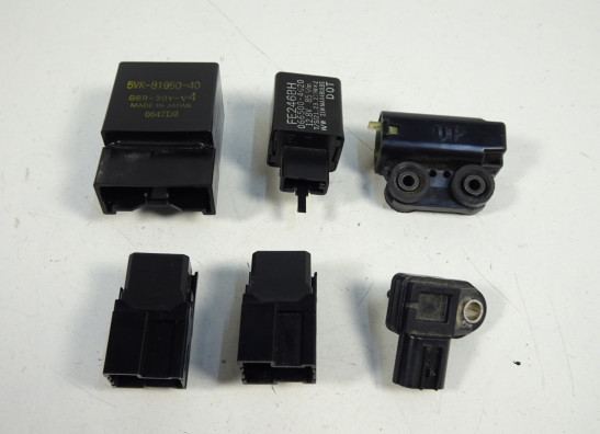 Relay Yamaha FZ1