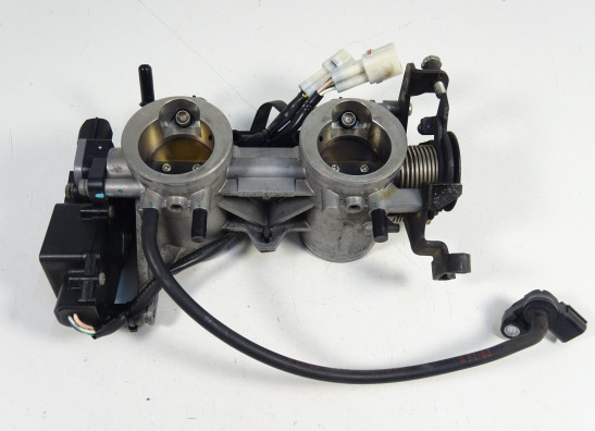 Gasklephuis Kawasaki ER 6