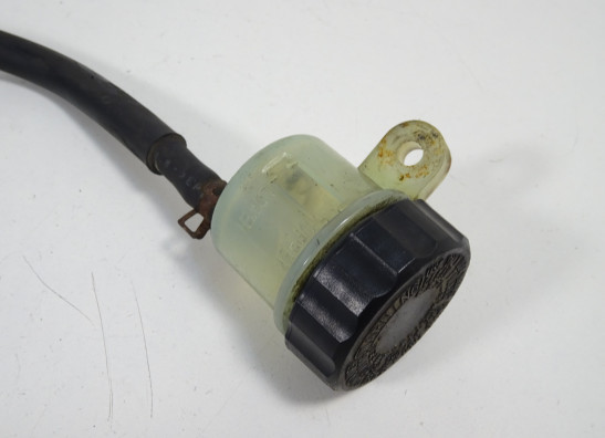 Rempomp achter Yamaha FJR 1300