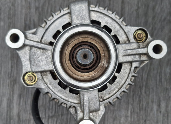 Generator Suzuki RF 600