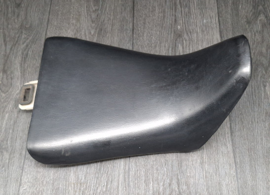 Zadel Yamaha FZR 600