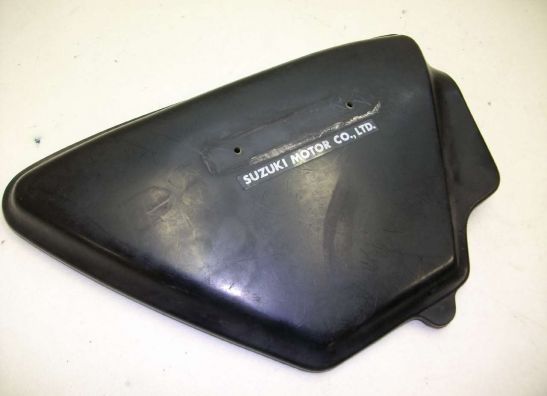 Cowl right small Suzuki GS 550