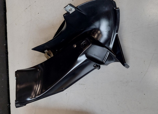 Air intake right Aprilia RSV 1000