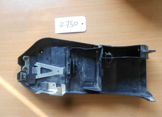 Batterie befestigung Kawasaki Z 750